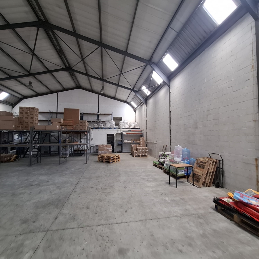 To Let commercial Property for Rent in Brackenfell Central Western Cape